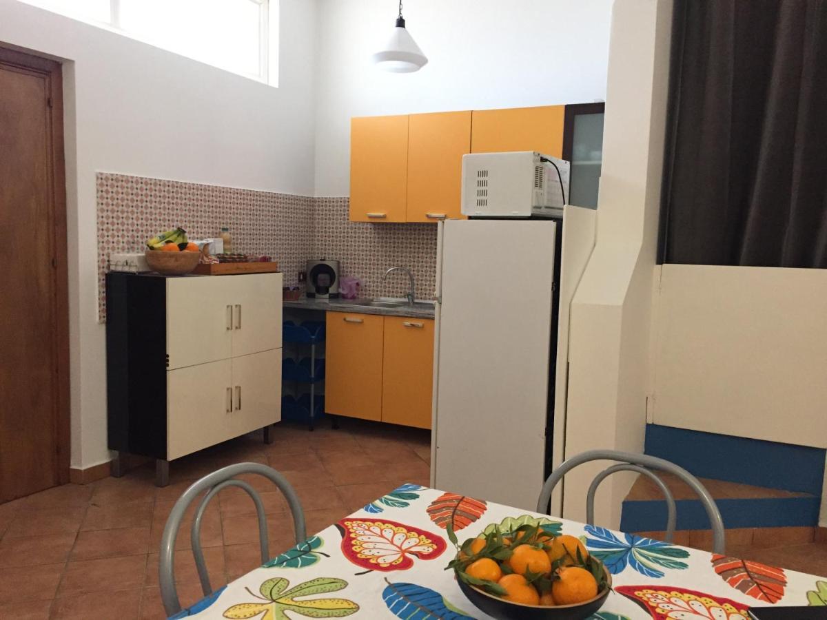 Apartment In The Center Terrasini Kültér fotó