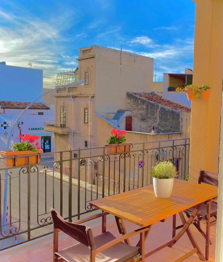 Apartment In The Center Terrasini Kültér fotó